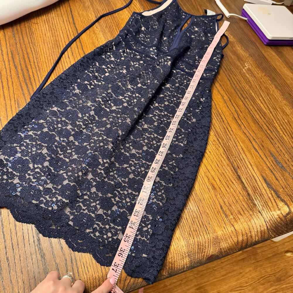 Nightway Navy Blue Lace Cocktail Dress Size 8 Sleeveless Sequin Halter Bodycon - Picture 10 of 13